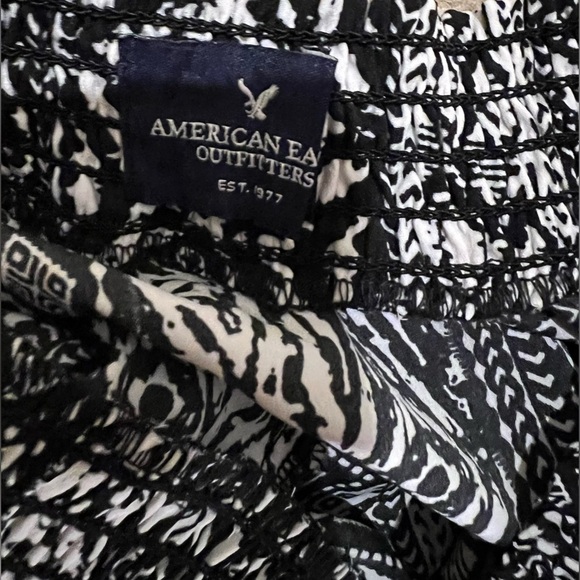 American Eagle outfitters, black and white printed pants size small - Picture 2 of 3